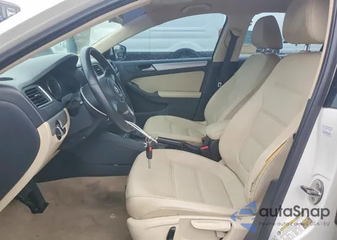 2013 Volkswagen Jetta Se z USA, uszkodzony, nr VIN 3VWDX7AJ0DM396394